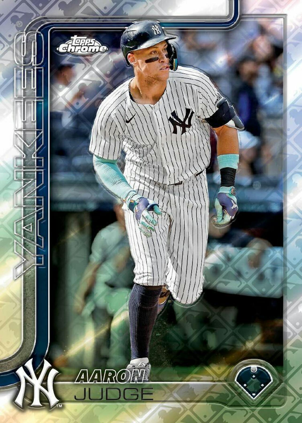 2025 Topps Chrome Baseball Logofractor Edition