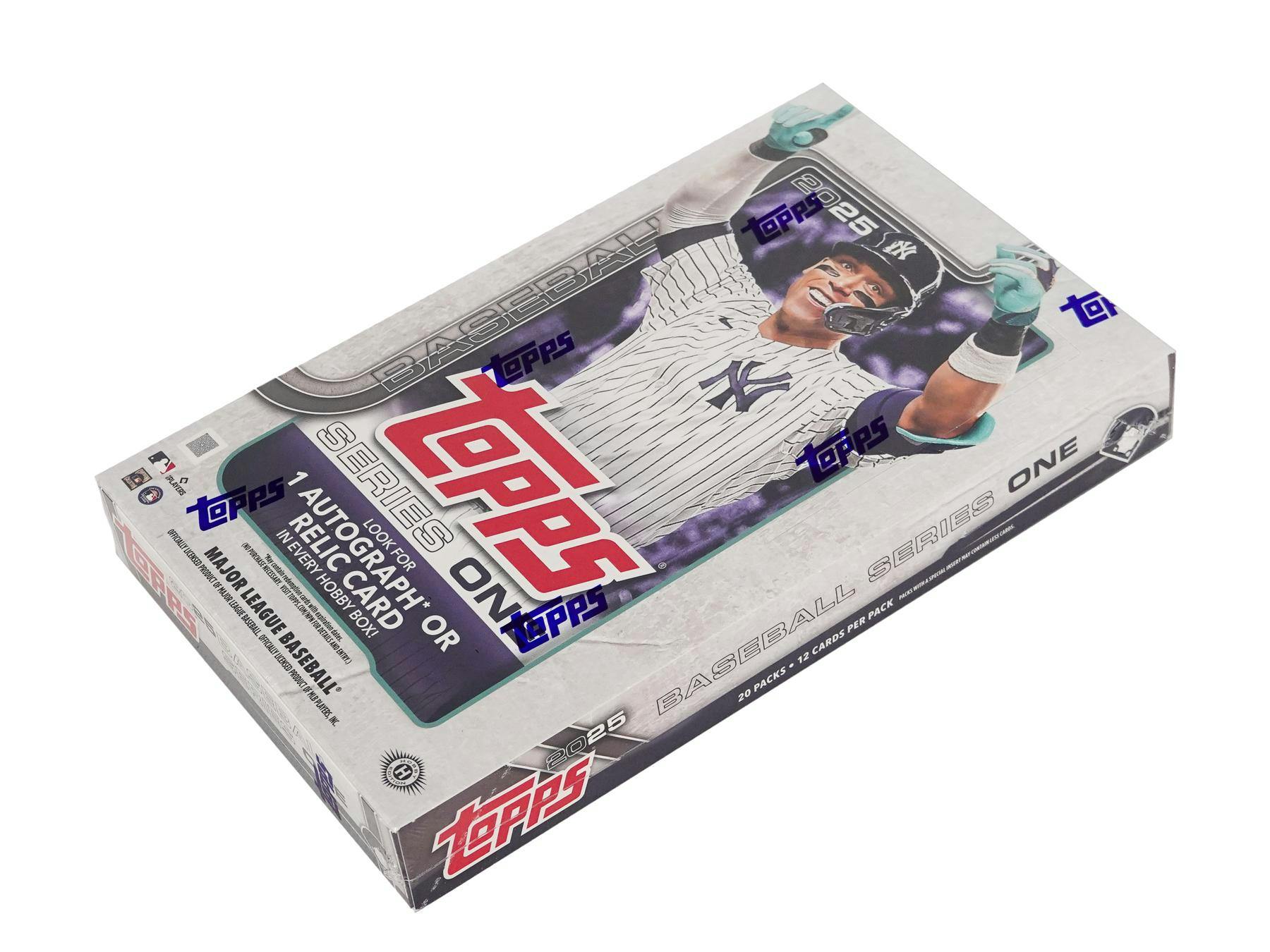 2025 Topps Series 1 Baseball 12-Card Hobby Pack