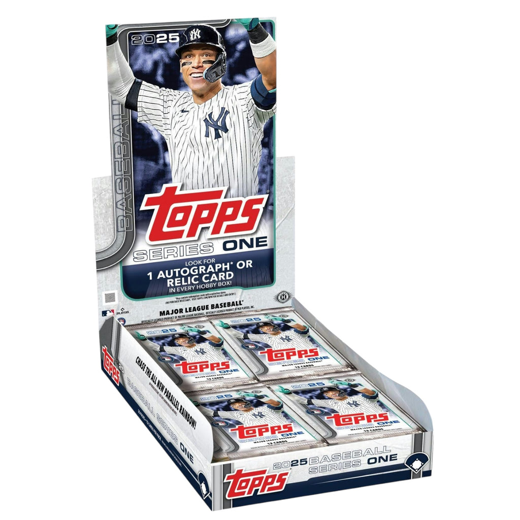 2025 Topps Series 1 Baseball 12-Card Hobby Pack