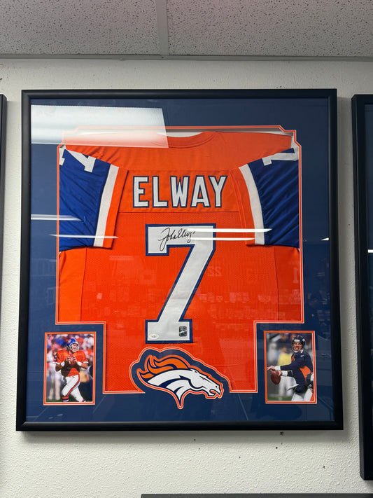 John Elway (Denver Broncos #7) framed autographed jersey w/ COA