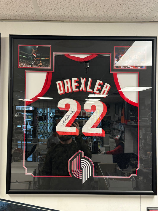 Clyde Drexler (Portland Trail Blazers) framed autographed jersey w/ COA