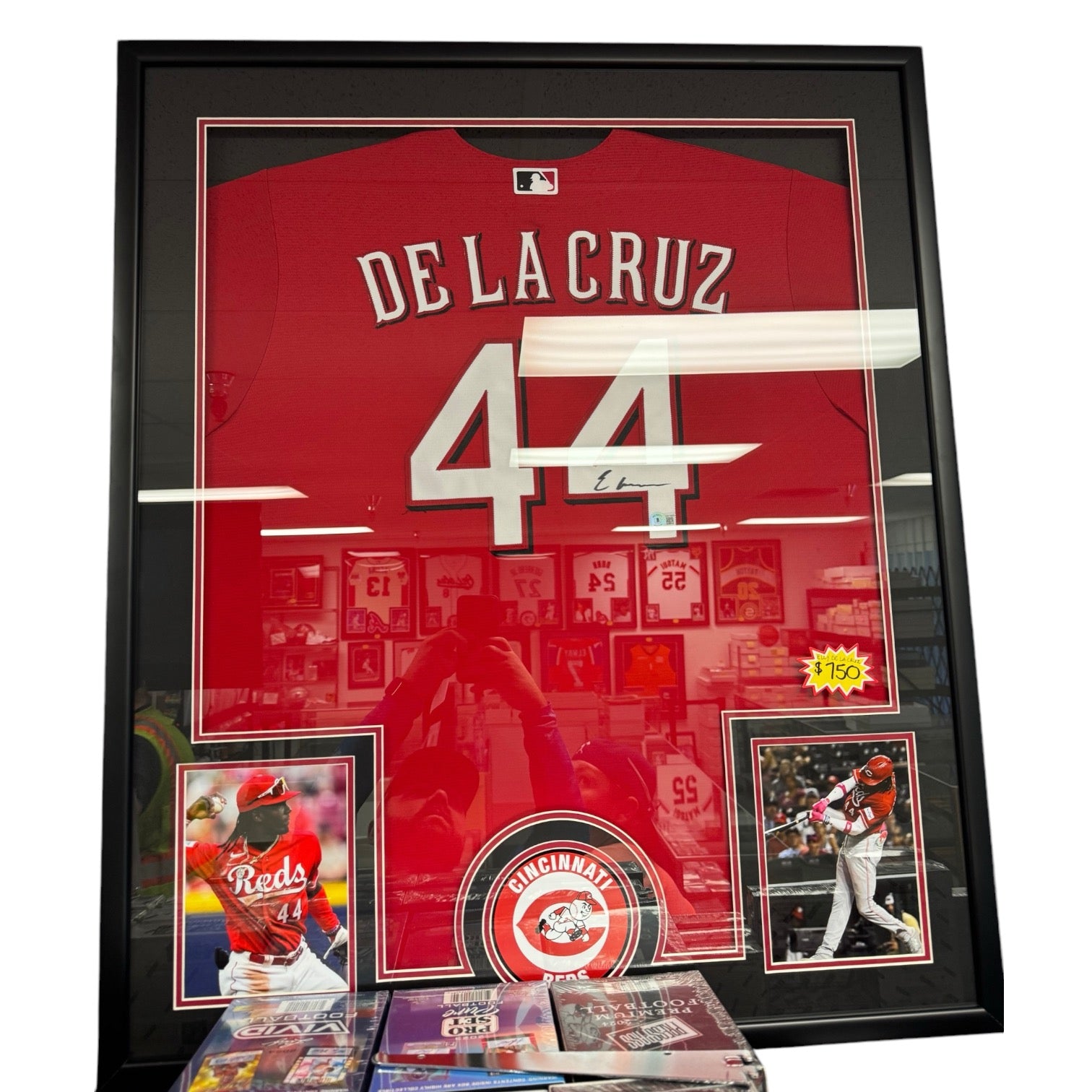 Elly De La Cruz (Cincinnati Reds) Framed Autographed Jersey w/ Beckett COA